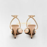 Talons cloutés nude 
