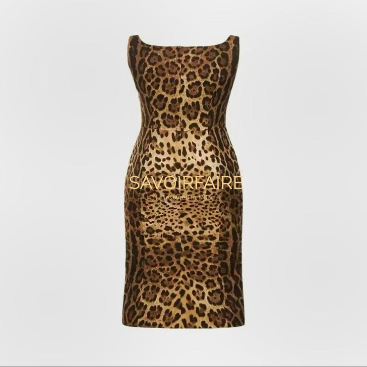 Schmales Kleid mit Leopardenmuster