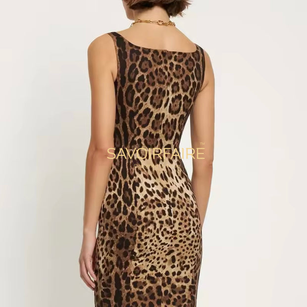 Schmales Kleid mit Leopardenmuster