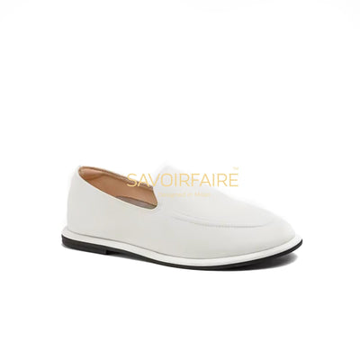 Mocassin blanc moderne 